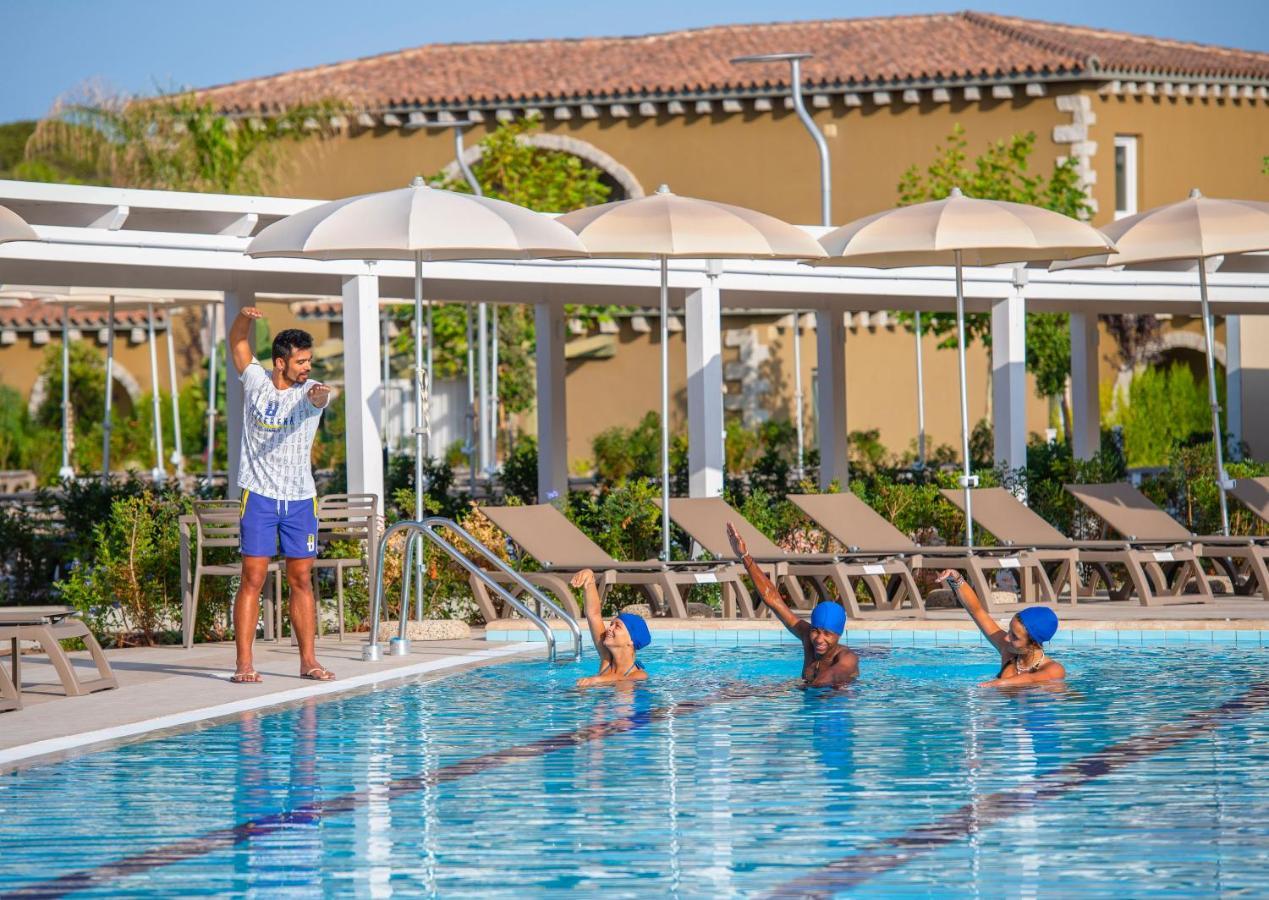Is Serenas Badesi Resort 외부 사진