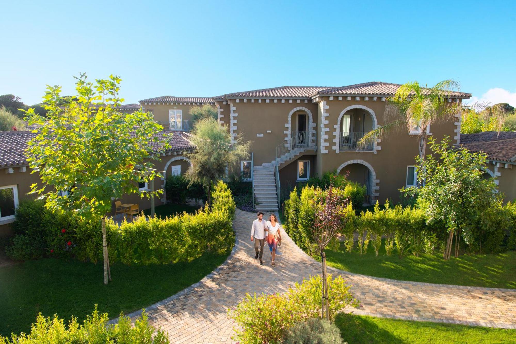Is Serenas Badesi Resort 외부 사진